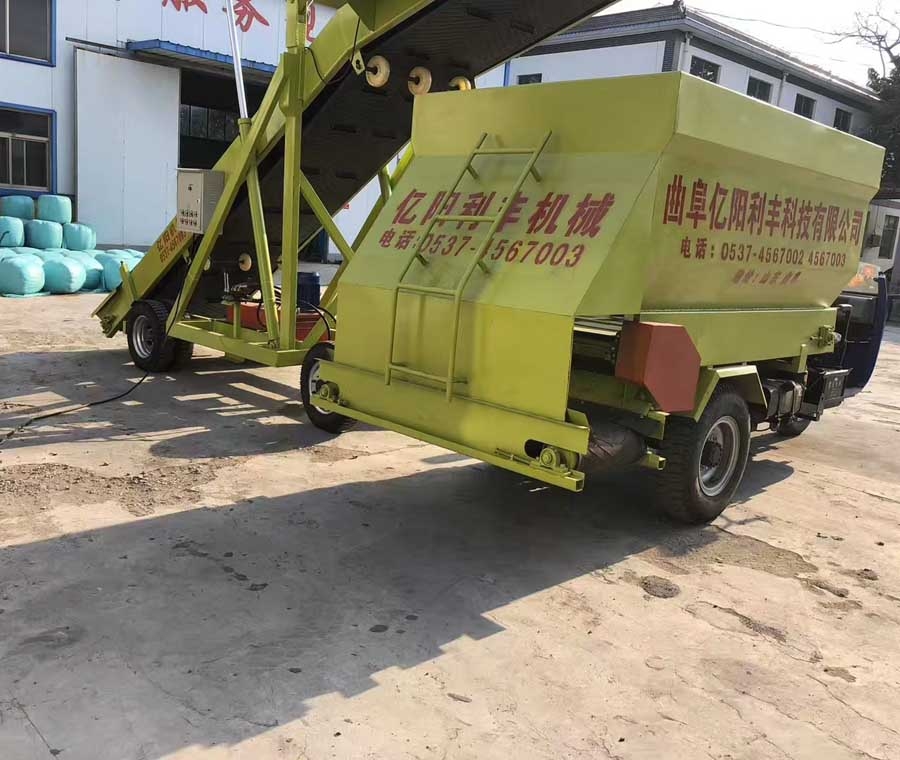 青儲(chǔ)取料機(jī)